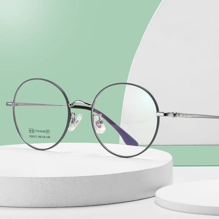 B24012 Round pure titanium optical frame